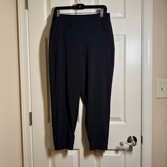 Athleta Black Wrinkle-resistant, stretch fabric in a tailored fit Ankle Pants - Picture 5 of 13